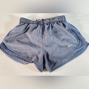 Nike Women's Light Blue Athletic Shorts Dry Fit.  Size Large